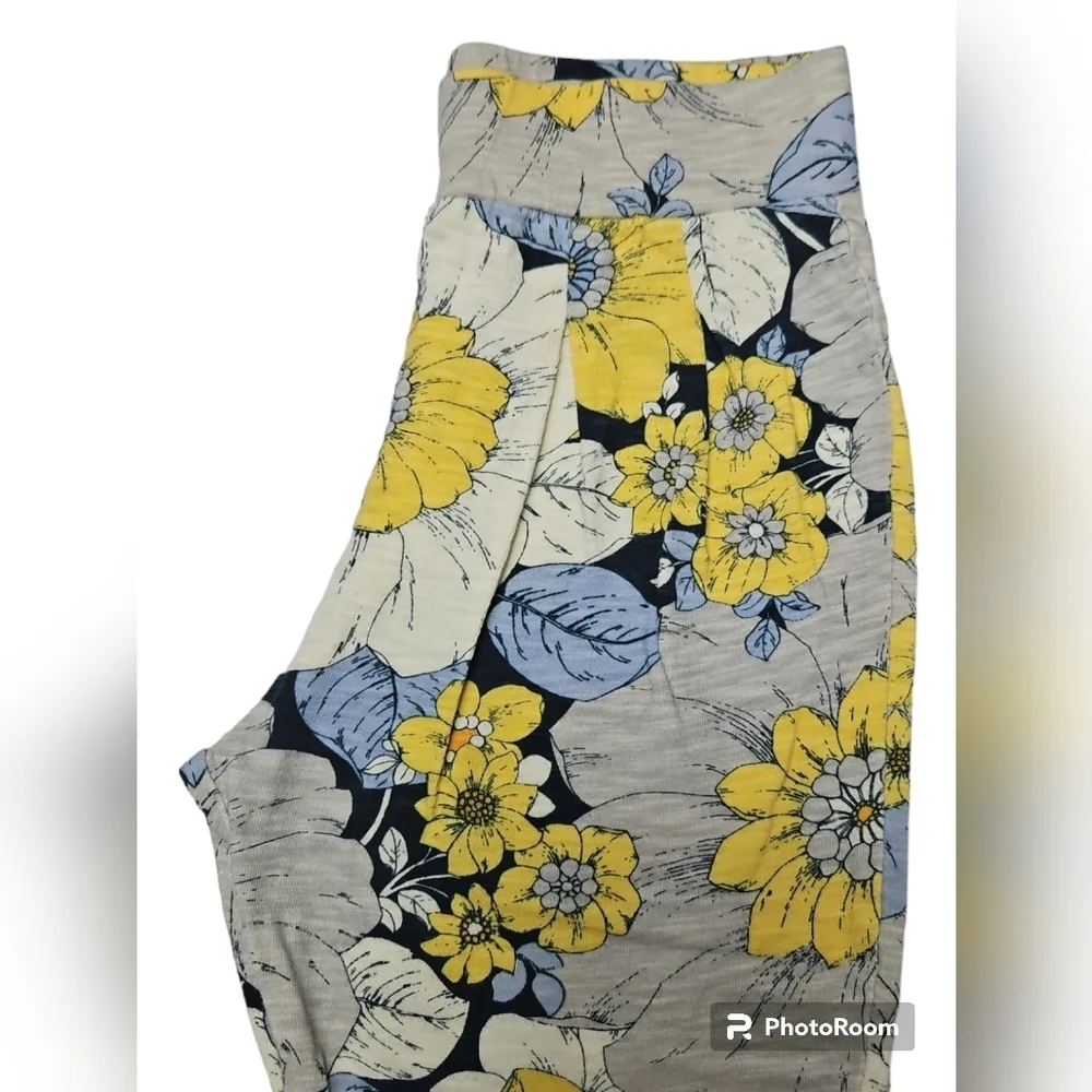 Gap Girls Yellow Floral Pleated Tapered Pants Size S (6-7)